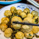 解放碑藏着一家性价比天花板——月半！不管你是本地干饭人