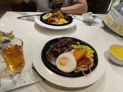 -汤姆家的牛排意面披萨(融创茂店)