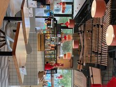 -Dough&Joe团憩(瑞虹天地月亮湾店)