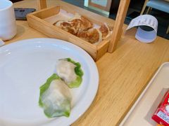 -关东小磨东北菜(上海长风大悦城店)