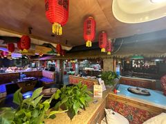 -鱼窝棚柴火铁锅炖(富山屯店)