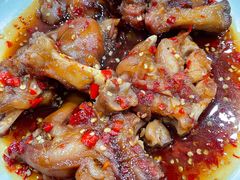 微辣辛辣猪蹄-贤花饭店(城阳店)