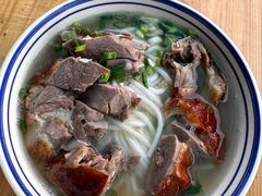 烧鹅濑粉-香辉食馆(新兴路店)
