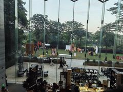 -深圳隐秀山居酒店