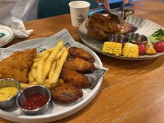 -Thanks美式餐厅(汉堡咖啡店)
