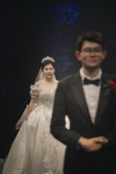 -NaNa婚纱礼服馆