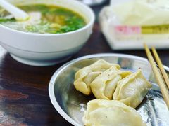 -黄阿姨锅贴大王(万航渡路店)