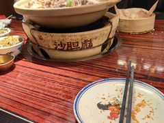 -沙胆彪炭炉牛杂煲(上海日月光广场店)