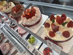 -花花卷卷·鲜食蛋糕(静安久光百货店)
