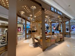 -周大福 CHOW TAI FOOK(新世界百货崇文店)