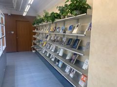 -无奔眼镜·蔡司·依视路授权店(马家堡店)