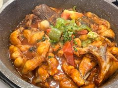 -刘姐啤酒鱼民族演艺餐厅(西街总店)