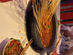 -钢管厂五区小郡肝串串香(蜀都万达店)