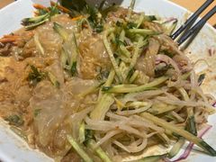 手工粗粒大拉皮-关东小磨东北菜(上海长风大悦城店)
