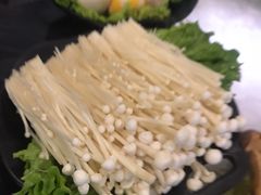 -东椰·海南椰子鸡火锅(朝阳门店)