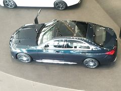 -奔驰上海利星(七宝店)