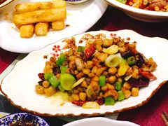 宫保鸡丁-易老妈蹄花.特色川菜(人民公园总店)