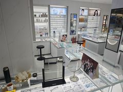 -光明眼镜·蔡司授权(徐泾店)