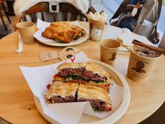 狼外婆三明治-OUR Bakery(中海环宇荟店)