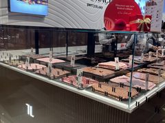 -Laderach 莱德拉(上海环贸iapm店)