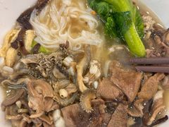 -甘掌门·化州驰名牛杂粉(越秀店)