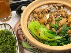 -煲仔皇腊味煲仔饭(经四万达店)