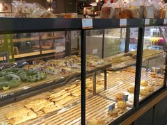 面包甜点陈列柜-BreadTalk面包新语·烘焙蛋糕(海珠丽影广场店)