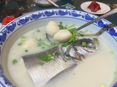 -南京金牛湖巨碗鱼头