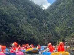 -安吉龙王山峡谷漂流