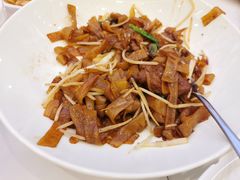 干炒牛河-香港新曜记·粤菜点心(滨江宝龙店)