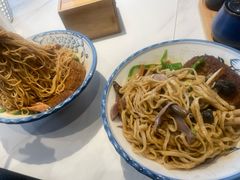 -镇南锅盖面馆(解放路店)