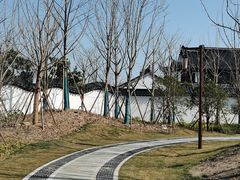 -上海滴水湖皇冠假日酒店