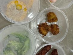 -阿瓦山寨·湘菜现炒·剁椒鱼头王(咸阳总店)