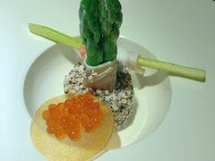 绿芦笋黎麦柚玛火腿鱼籽-鹿萤季·营地小馆(皇后公园店)