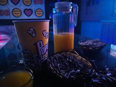 -范特西FANTASY量贩式KTV(民主广场店)