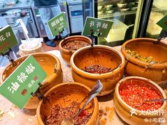 -云阿蛮云南生烫牛肉米线(奉贤路店)