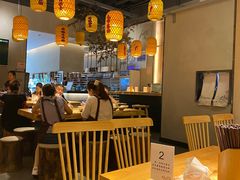 用餐区-默记孙抄手(园艺山店)