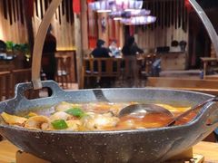 -老滇山寨•云南特色菜•地方菜•民族风情歌舞表演(金碧店)