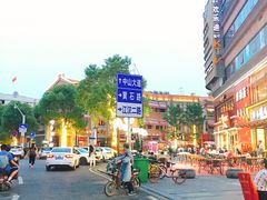 -吉庆街美食广场