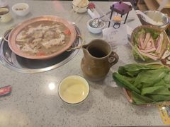 -阿婆情腊排骨火锅(忠义店)