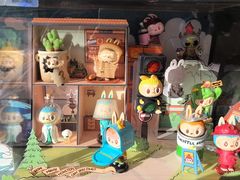 -泡泡玛特POPMART(黄岛新城吾悦店)