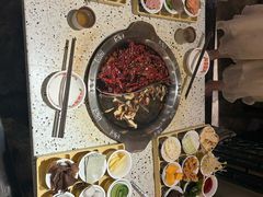 -红九格老火锅(三峡广场店)