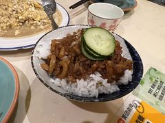 卤肉饭-吉事利茶餐厅