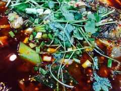 -兔行天下-鸿鹤鲜锅兔(中海国际店)