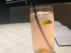 桃桃汽水-西堤牛排(南京龙江店)