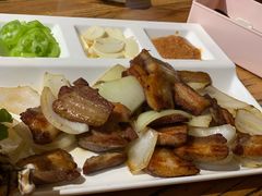 烤五花肉生菜-京玉菲饭店(李村店)