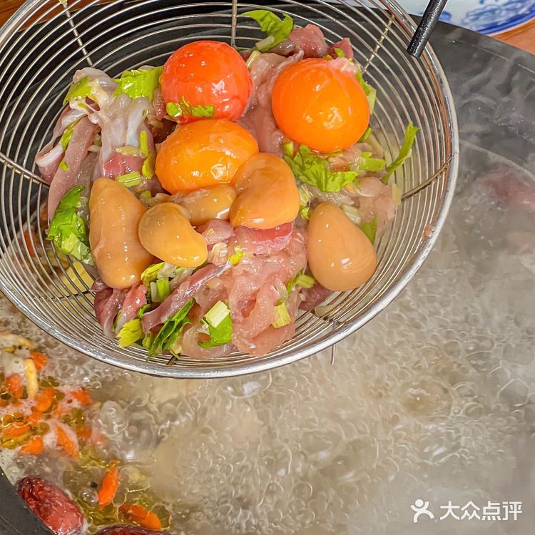 汕头一家不用营销的老店🐔创新土鸡火锅