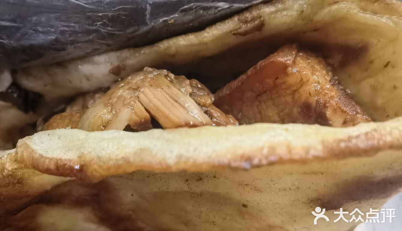 传说中的今年早餐扛把子，终于吃上这一口：王虎子大饼