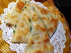 葱花饼-胖哥俩肉蟹煲(石家庄勒泰中心店)