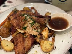 -MOMENTI手工意面(晶耀前滩店)
